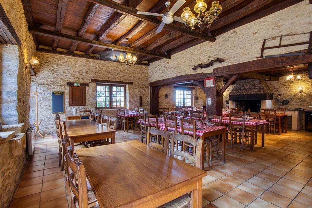 Bed and Breakfast Domaine De Pech Mortier Marcillac-Saint-Quentin Esterno foto